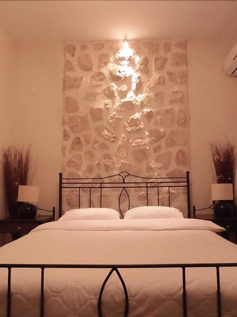 Villa Del Lago Boutique Hotel Кастория Экстерьер фото